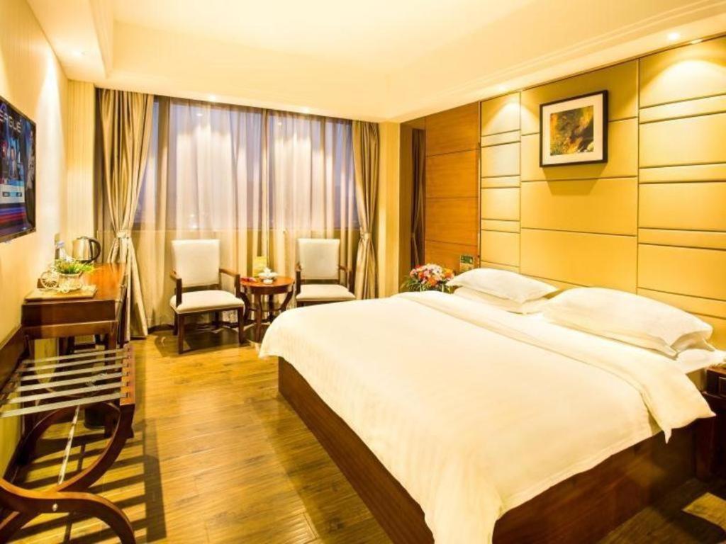 Greentree Inn Guangdong Jieyang Bus Terminal Station Ronghua Avenue Business Hotel Eksteriør billede